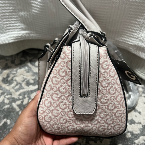 G by Guess shoulder Bag - Picture 3 of 10